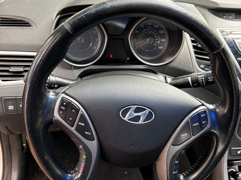 Used 2014 Hyundai Elantra Limited FWD image 12