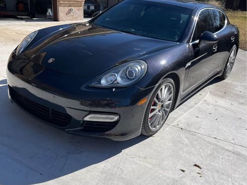 Used 2011 Porsche Panamera Turbo image 2