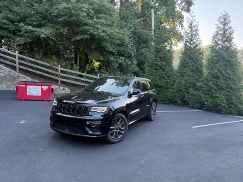Used 2018 Jeep Grand Cherokee High Altitude AWD/4WD image 4