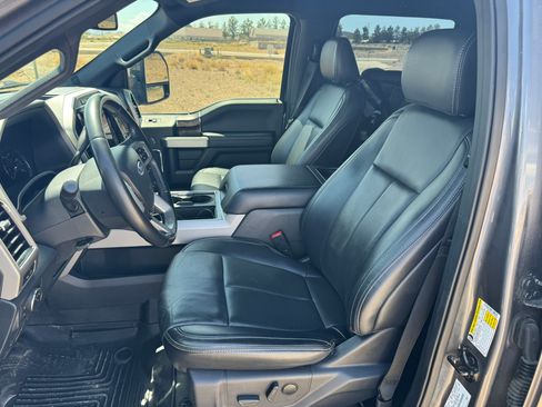 Used 2022 Ford F350 Lariat w/ Lariat Value Package AWD/4WD image 18