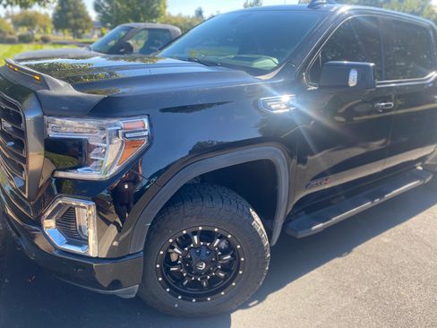 Used 2020 GMC Sierra 1500 AT4 w/ AT4 Premium Package AWD/4WD image 16