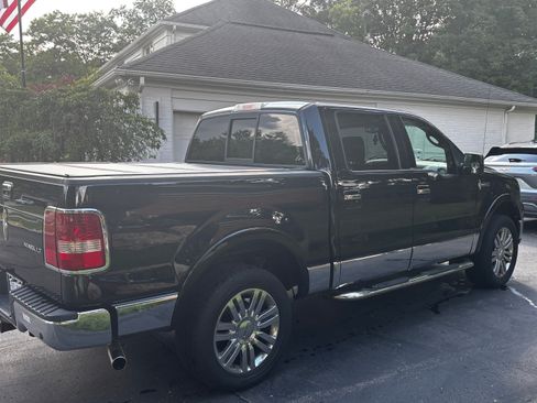 Used 2008 Lincoln Mark LT 4x4 image 4