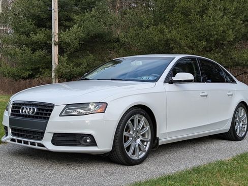 Used 2011 Audi A4 2.0T Premium Plus w/ Premium Plus Pkg image 2
