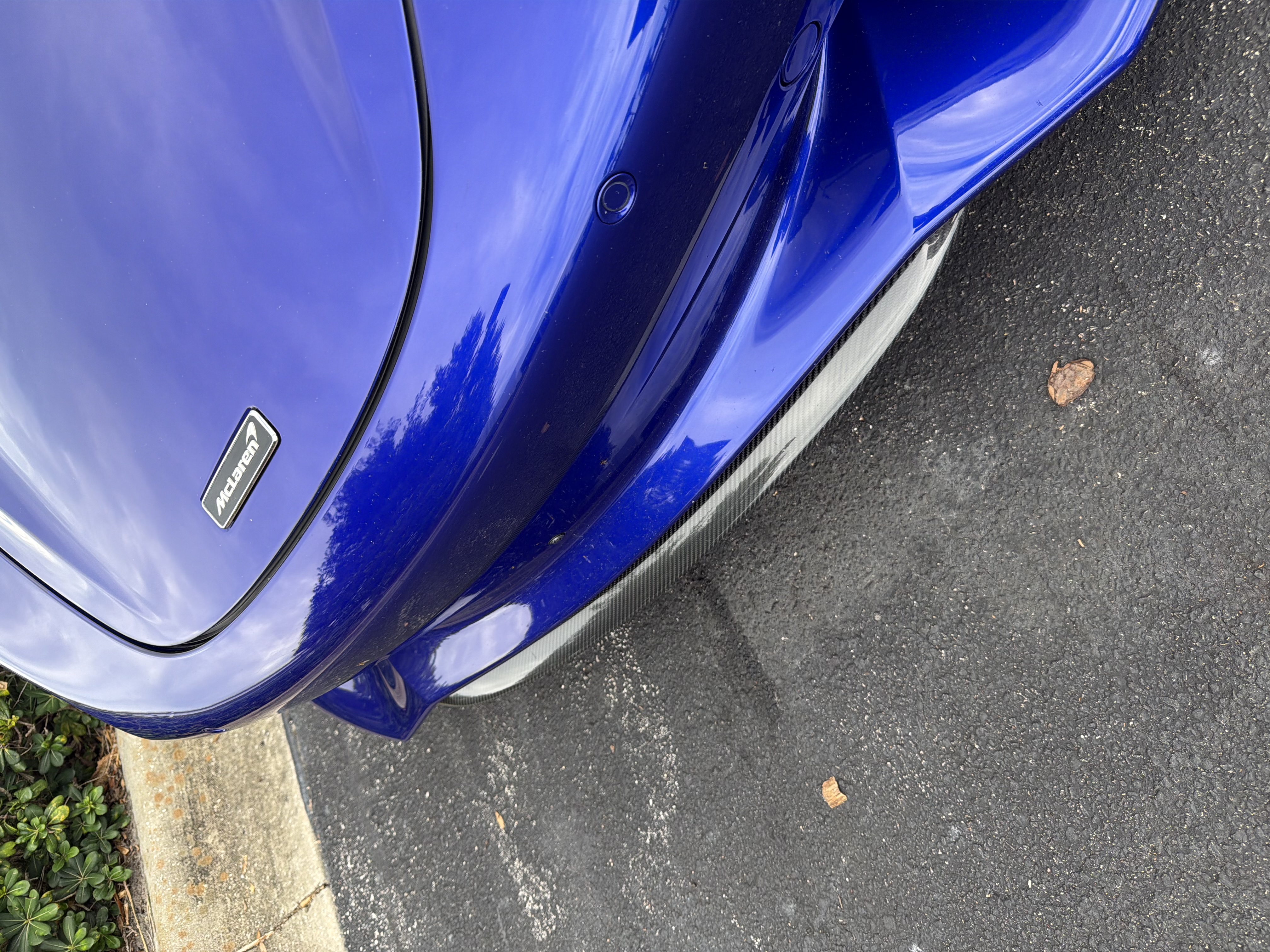 Used 2024 McLaren 750S Spider RWD image 5