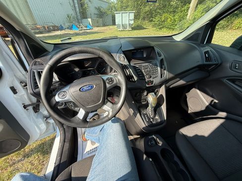 Used 2014 Ford Transit Connect XL image 19