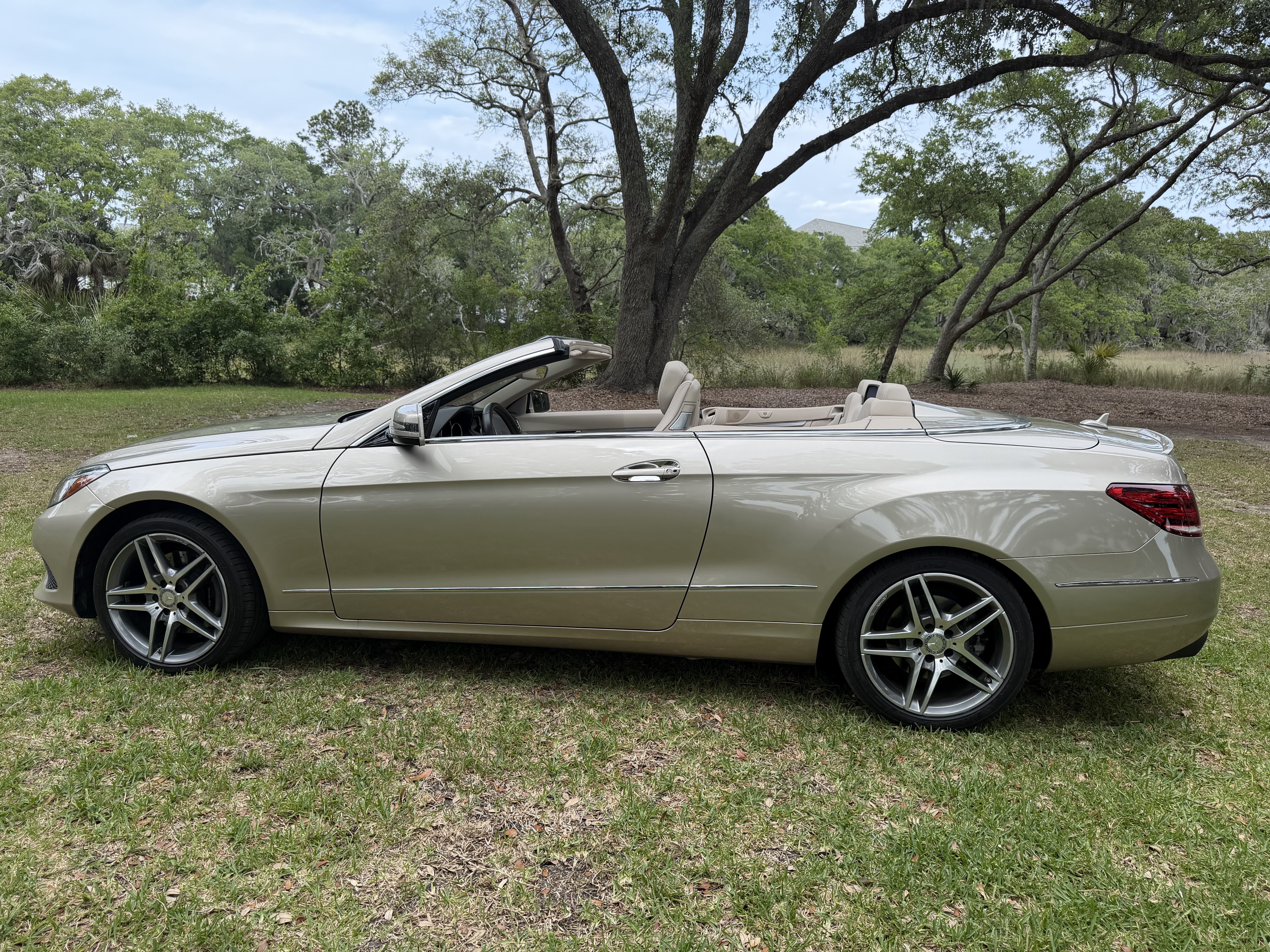 Used 2015 Mercedes-Benz E 400 Cabriolet image 4