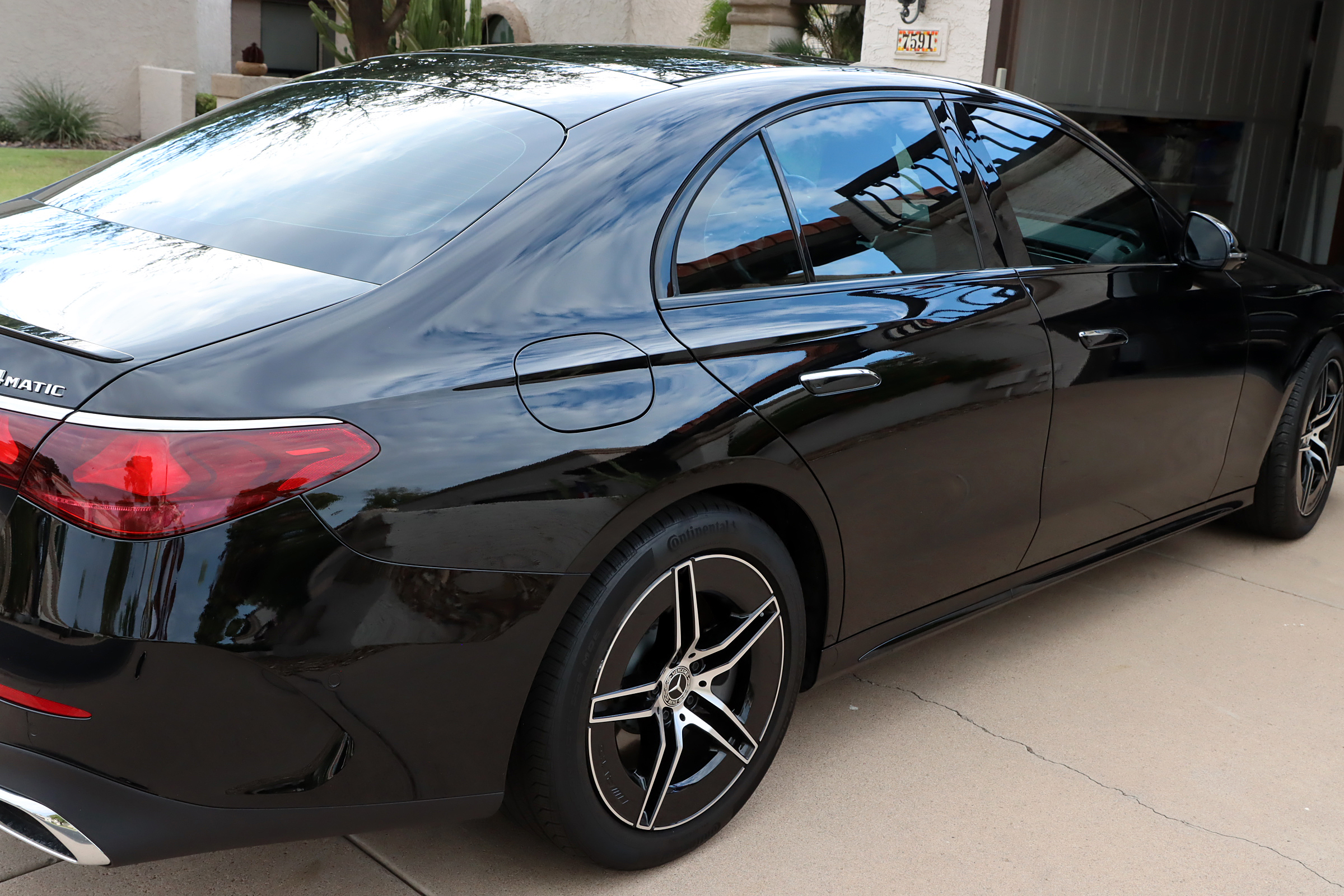 Used 2025 Mercedes-Benz E 450 4MATIC Sedan image 5