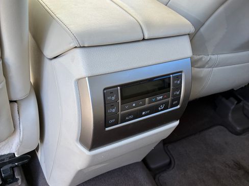Used 2017 Lexus GX 460 Luxury AWD/4WD image 10