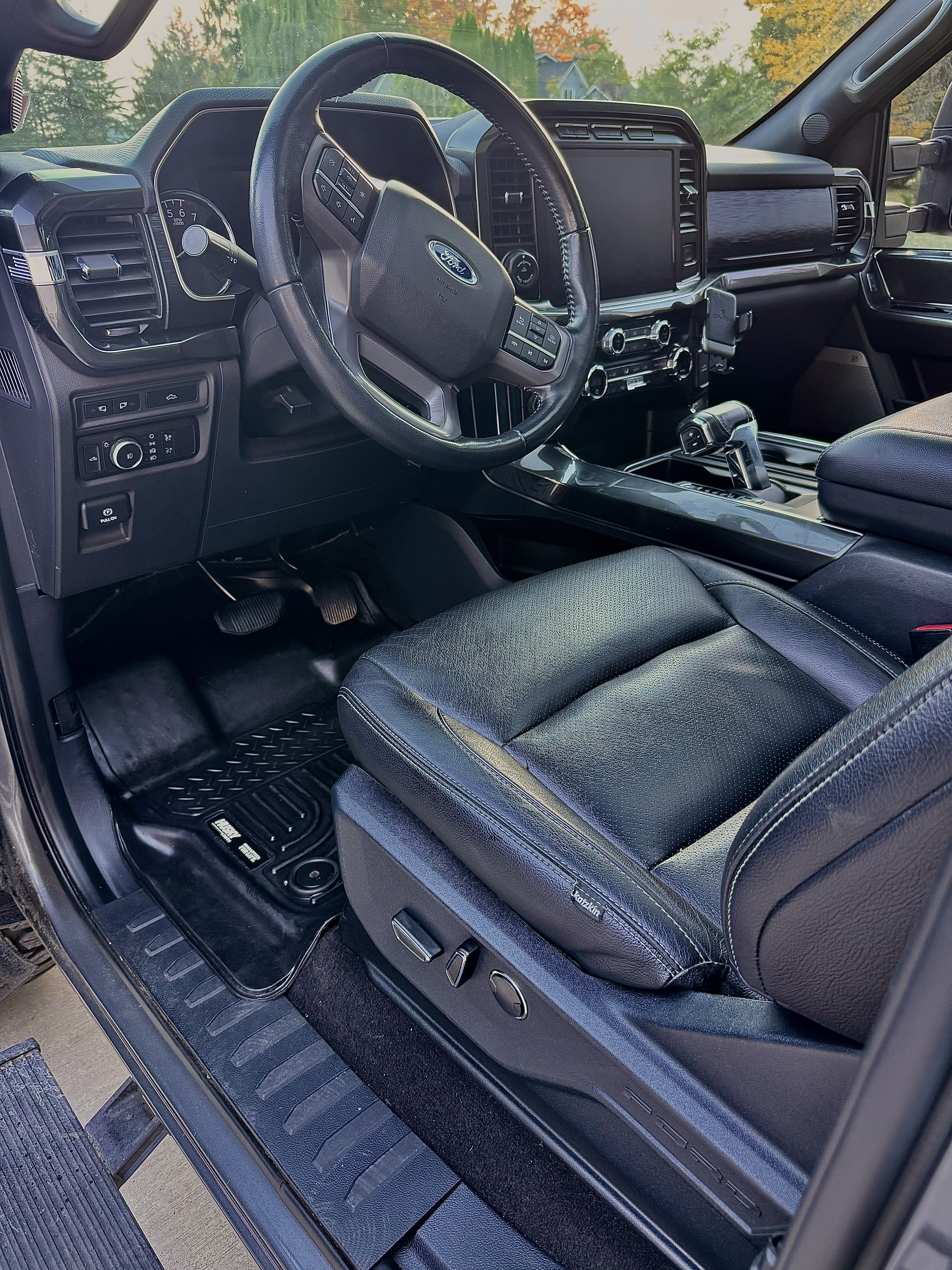 Used 2021 Ford F150 XLT w/ Equipment Group 302A High AWD/4WD image 16