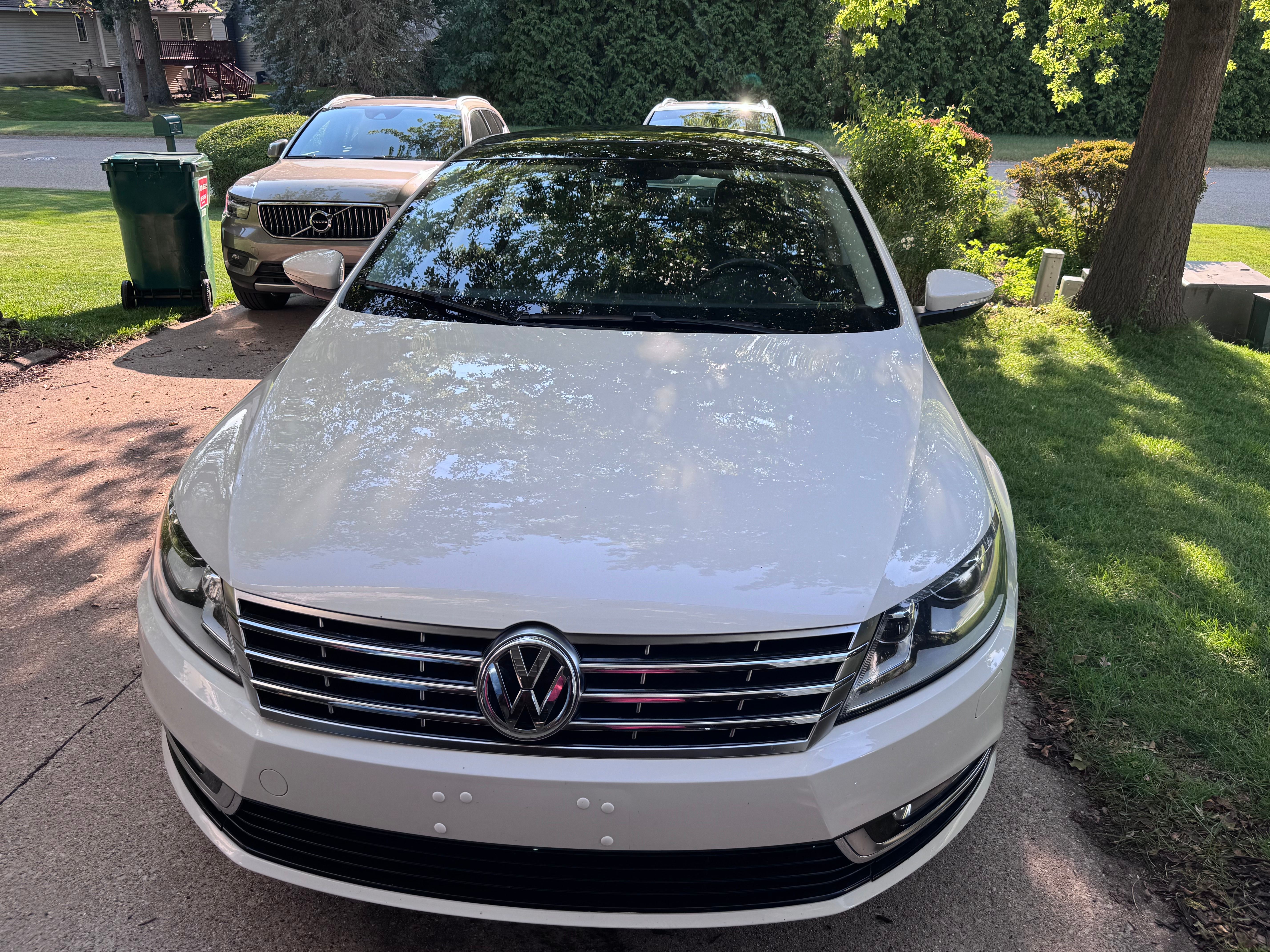 Used 2013 Volkswagen CC Lux FWD image 16