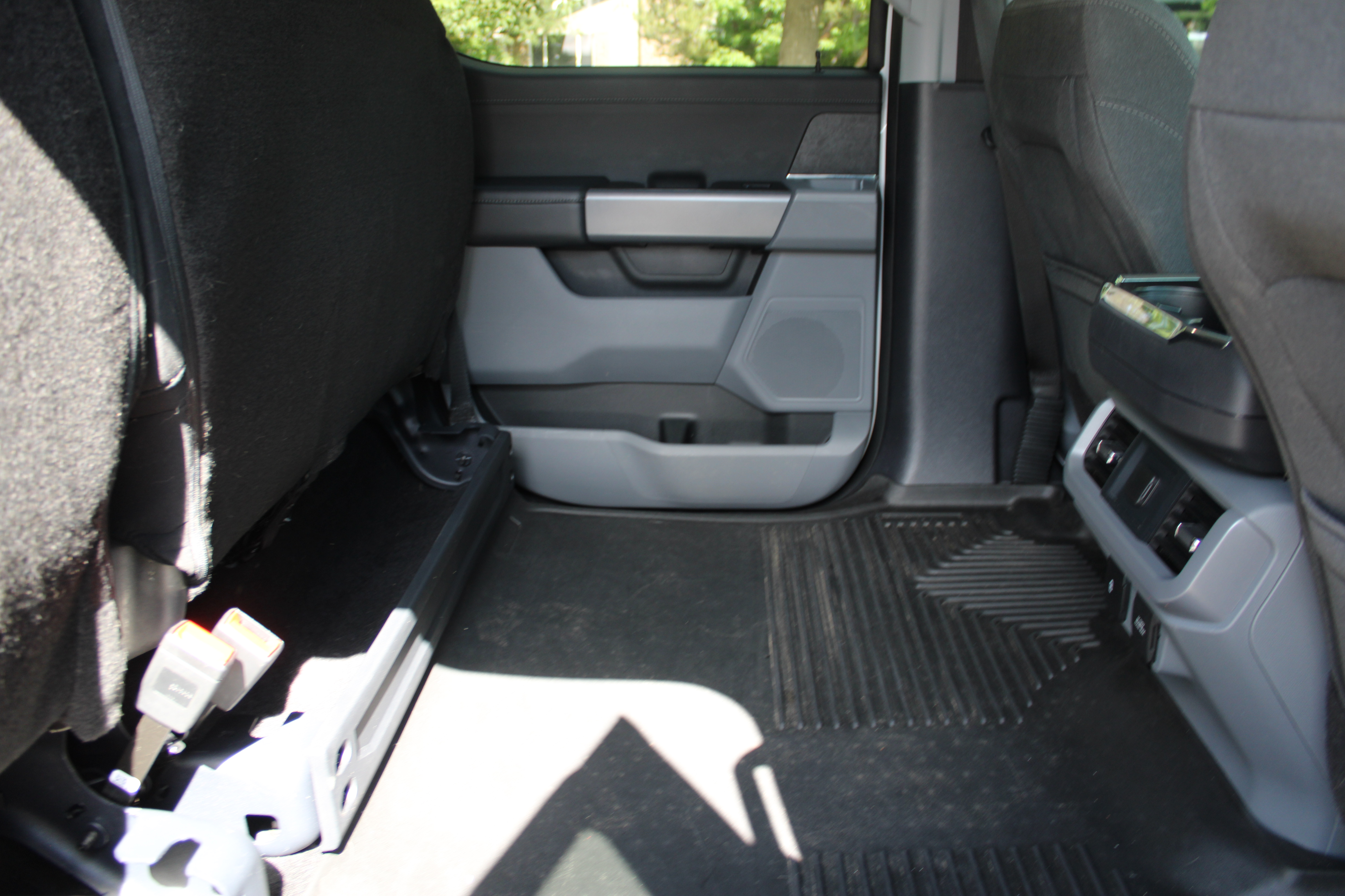 Used 2024 Ford F150 XLT w/ Equipment Group 302A MID AWD/4WD image 15