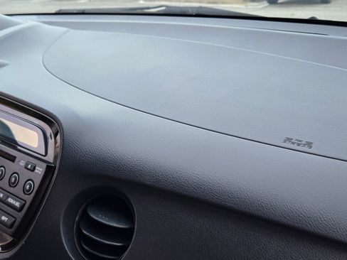 Used 2010 Honda Insight EX image 11