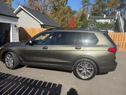 Used 2022 BMW X7 xDrive40i w/ Premium Package