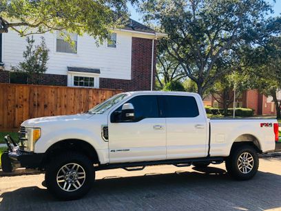 Used 2017 Ford F250 Lariat w/ Lariat Ultimate Package