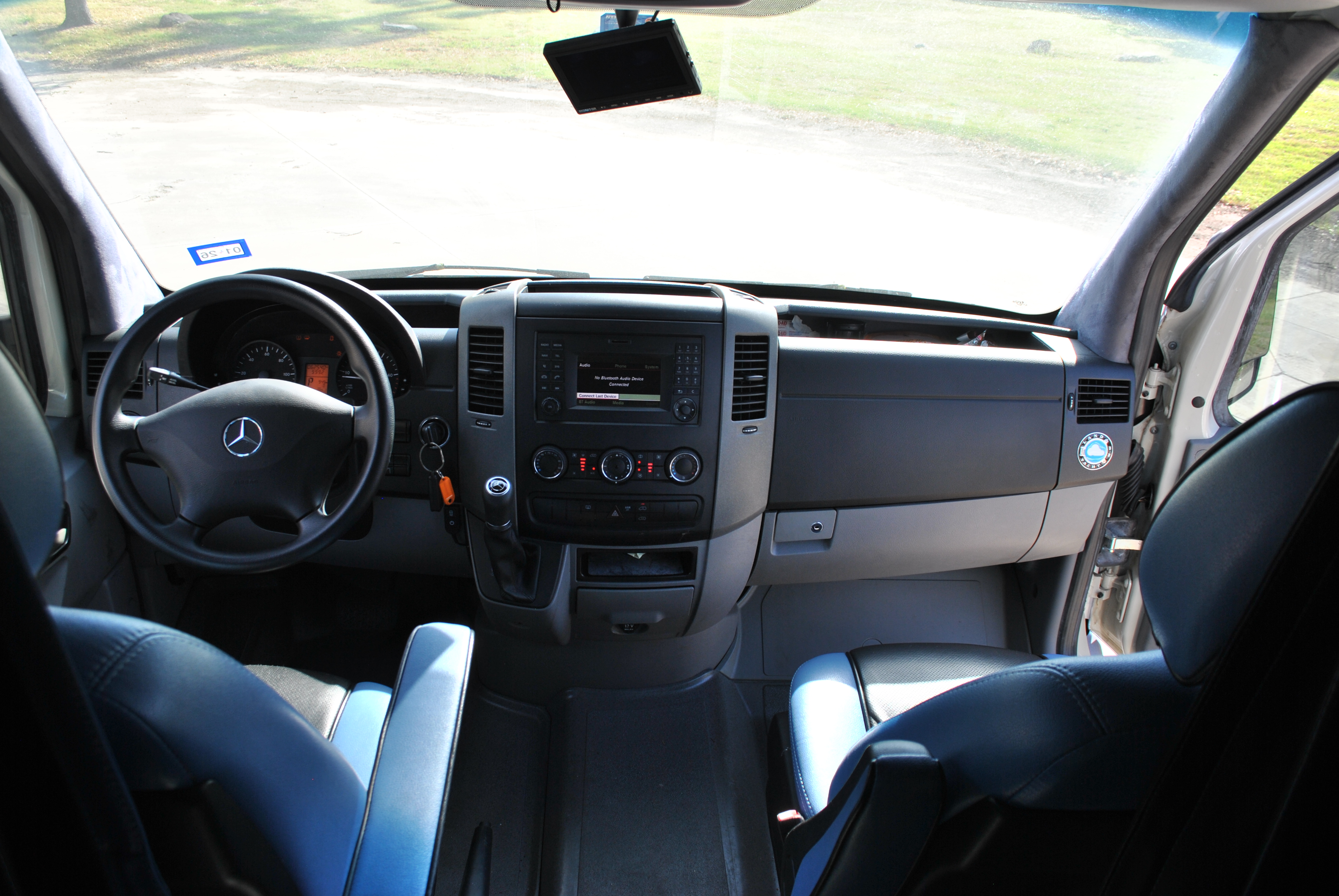 Used 2016 Mercedes-Benz Sprinter 2500 image 12
