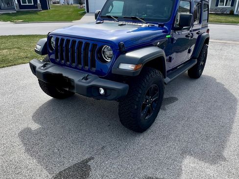 Used 2020 Jeep Wrangler Unlimited Sport AWD/4WD image 2