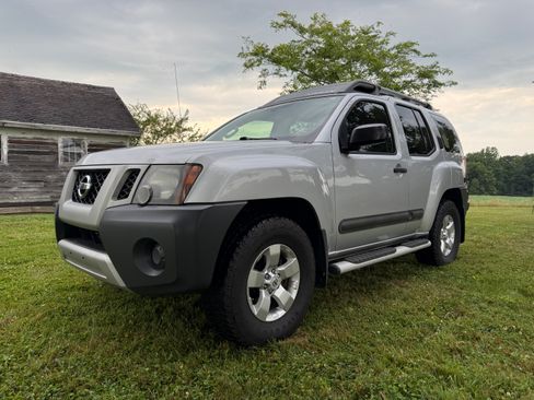 Used 2013 Nissan Xterra S AWD/4WD image 4
