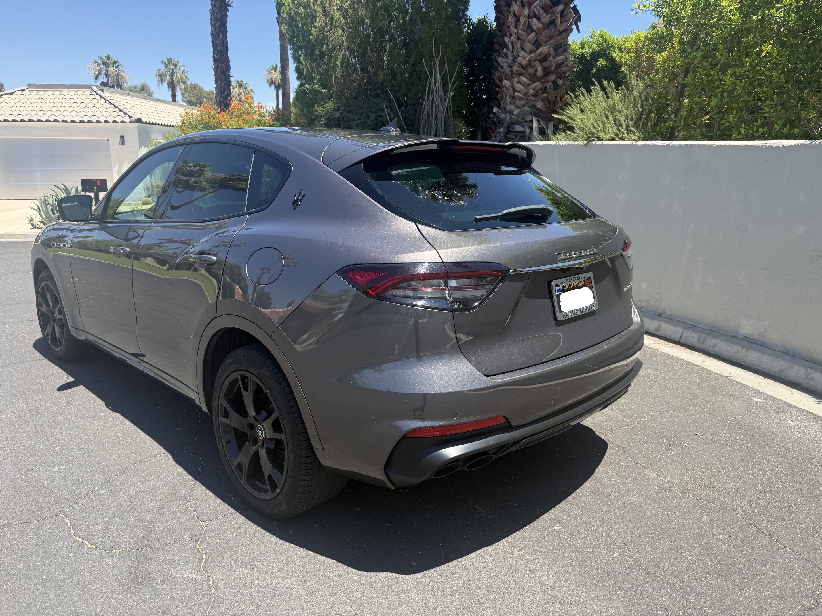 Used 2022 Maserati Levante Modena AWD/4WD image 6