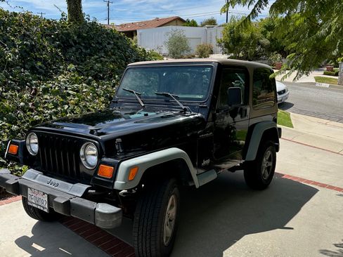 Used 1999 Jeep Wrangler SE AWD/4WD image 1