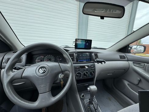 Used 2004 Toyota Corolla LE FWD image 10