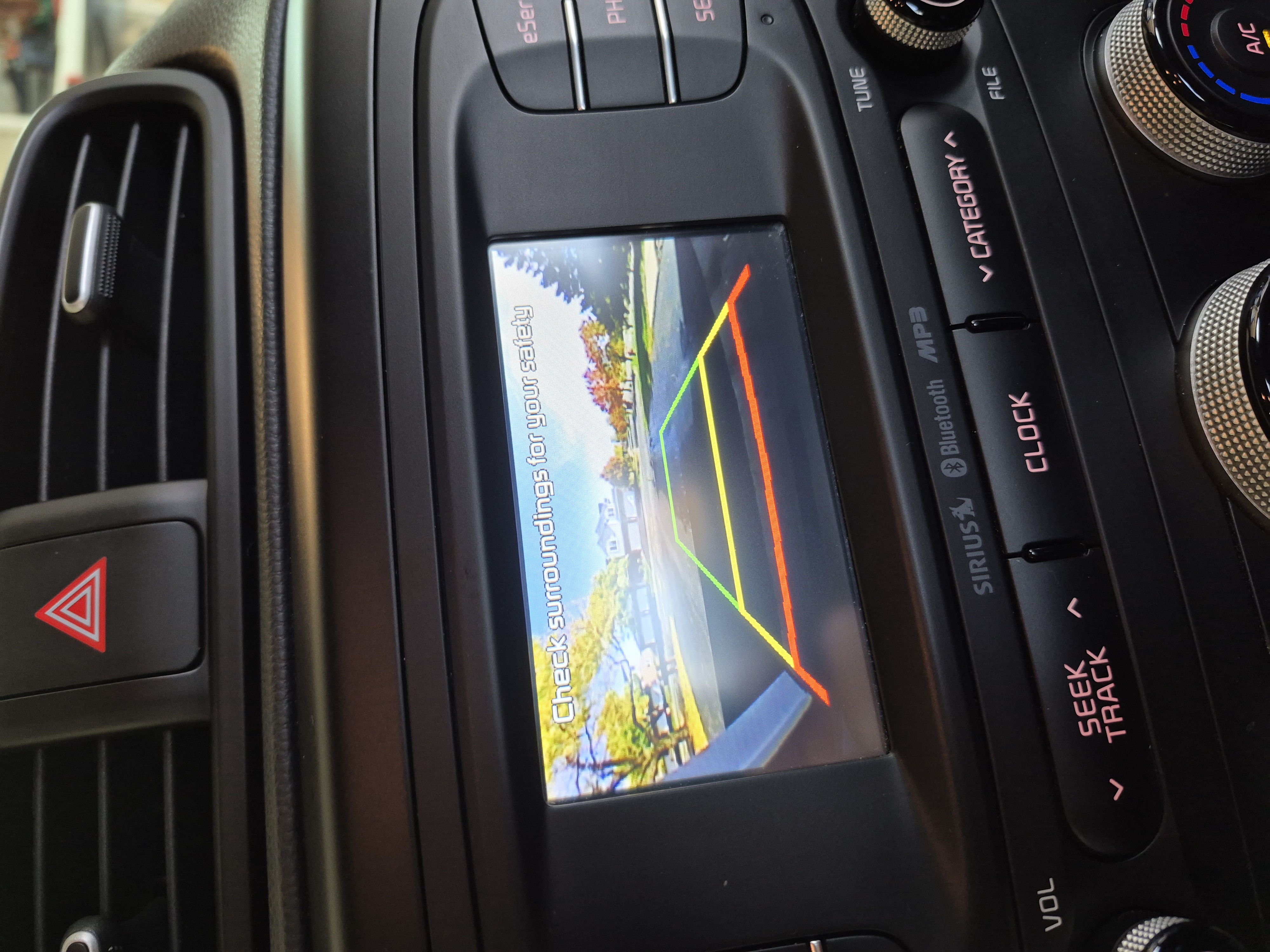 Used 2015 Kia Soul + FWD image 9