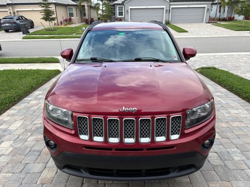 Used 2016 Jeep Compass Latitude image 6