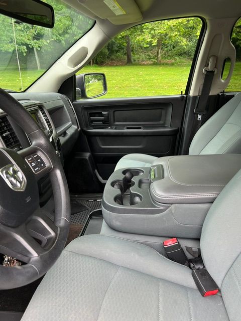Used 2015 RAM 1500 Express AWD/4WD image 10