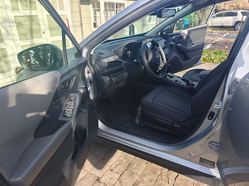 Used 2024 Subaru Crosstrek 2.0i Premium w/ Crosstrek Mirror Package image 11