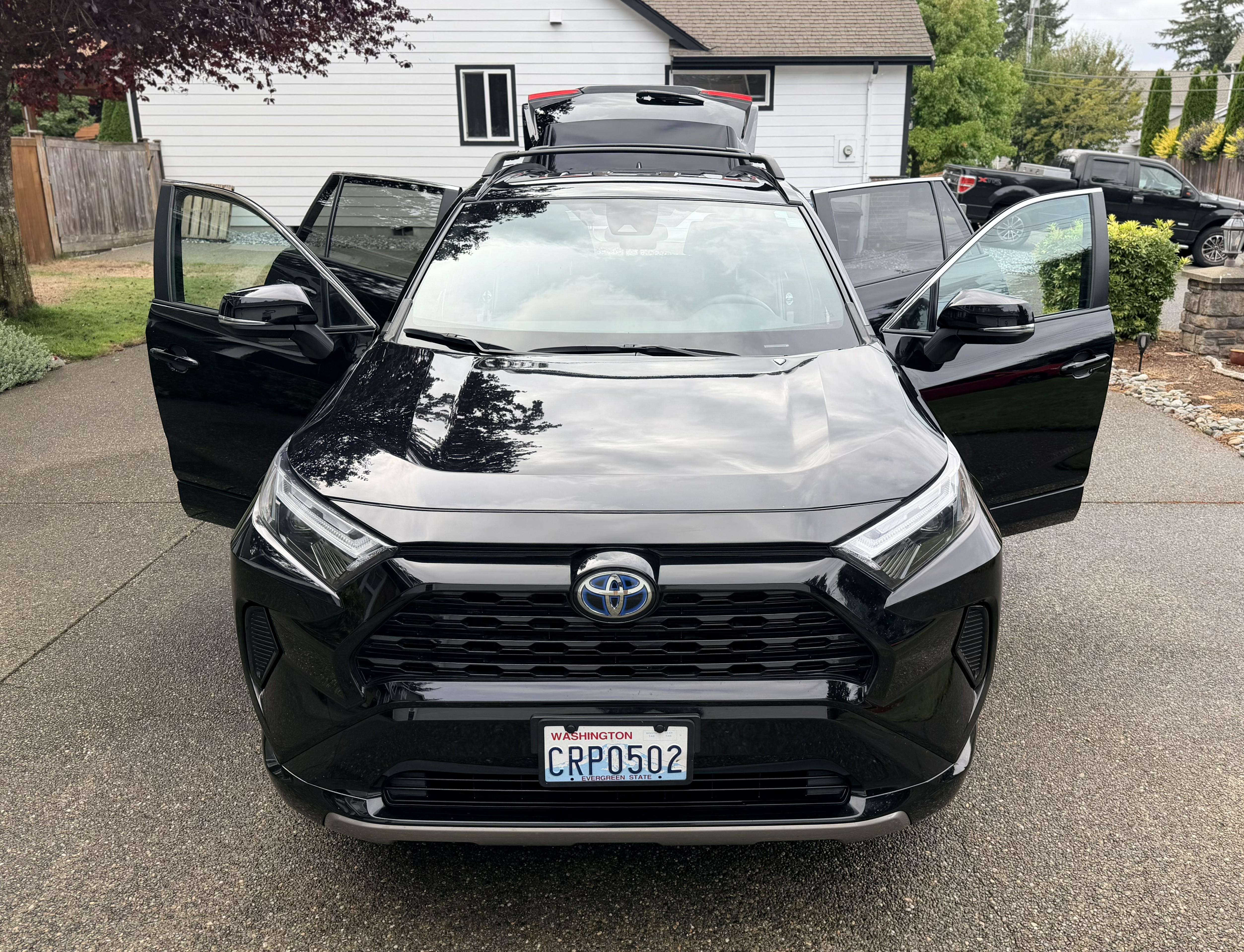 Used 2022 Toyota RAV4 SE AWD/4WD image 12