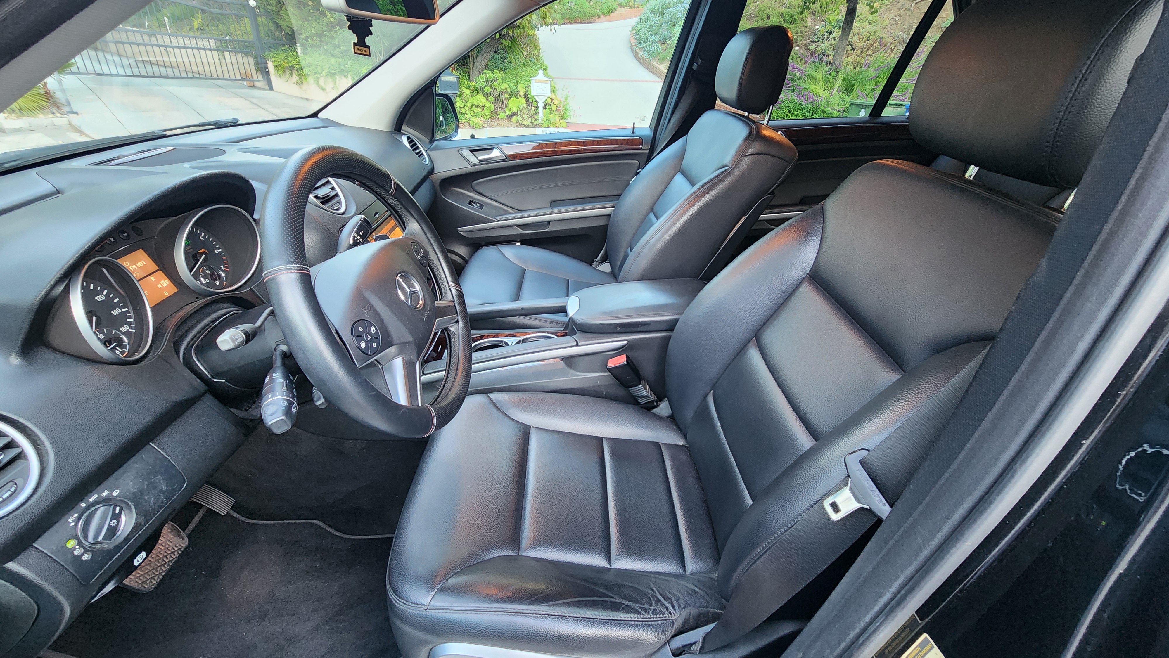 Used 2010 Mercedes-Benz ML 550 4MATIC image 10