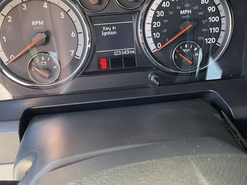 Used 2012 RAM 1500 Classic SLT image 12