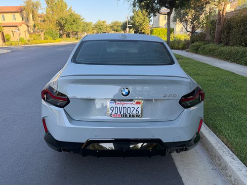 Used 2023 BMW 230i Coupe w/ M Sport Package RWD image 5