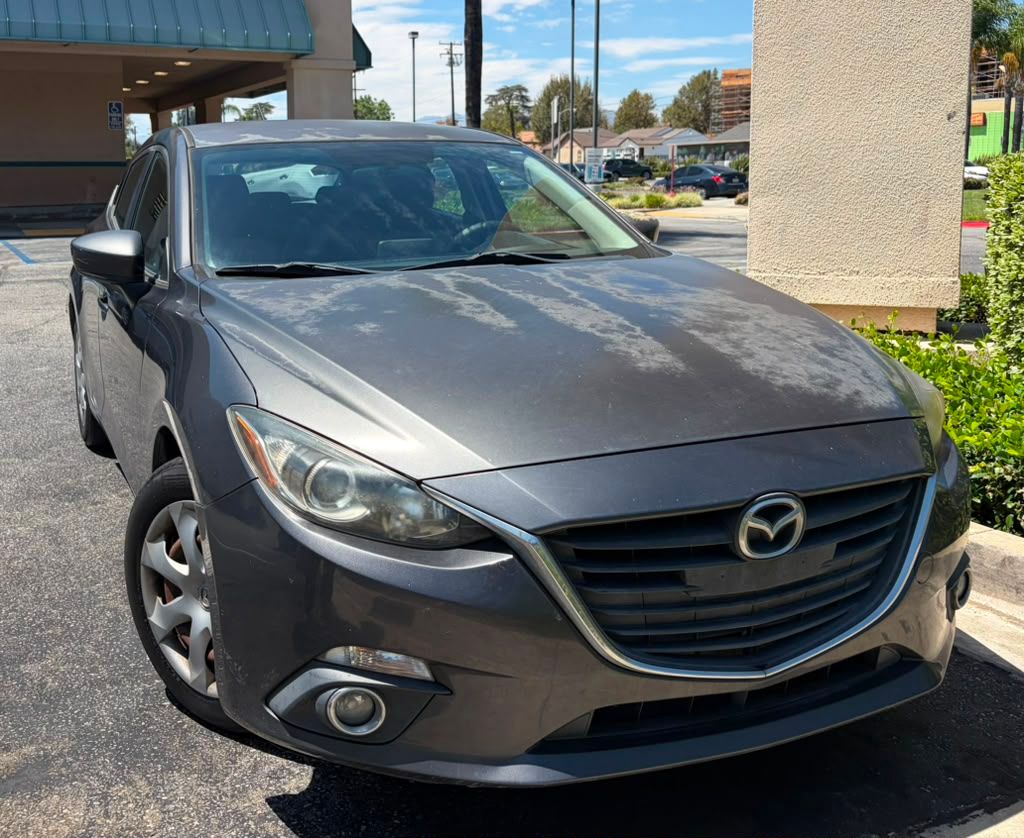 Used 2016 MAZDA MAZDA3 i Sport FWD image 2