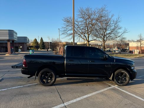 Used 2018 RAM 1500 Big Horn image 9