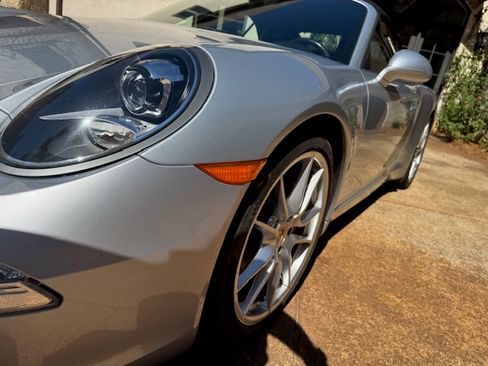 Used 2014 Porsche 911 Carrera S image 13