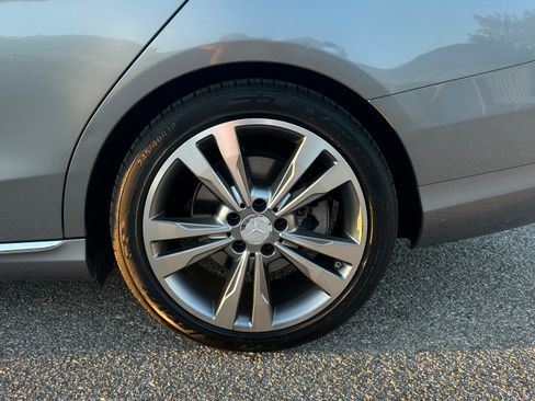 Used 2015 Mercedes-Benz C 300 Sedan image 17