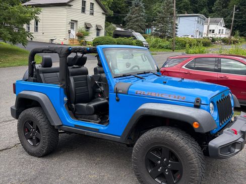 Used 2012 Jeep Wrangler Rubicon w/ PWR Convenience Group image 15