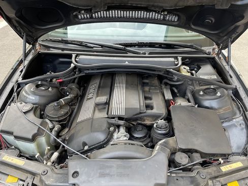 Used 2006 BMW 330Ci Convertible image 17