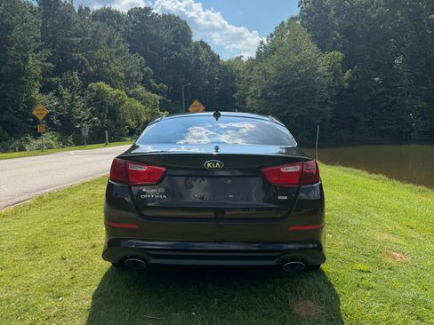 Used 2015 Kia Optima LX FWD image 8