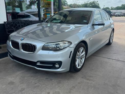 Used 2016 BMW 528i Sedan RWD image 5