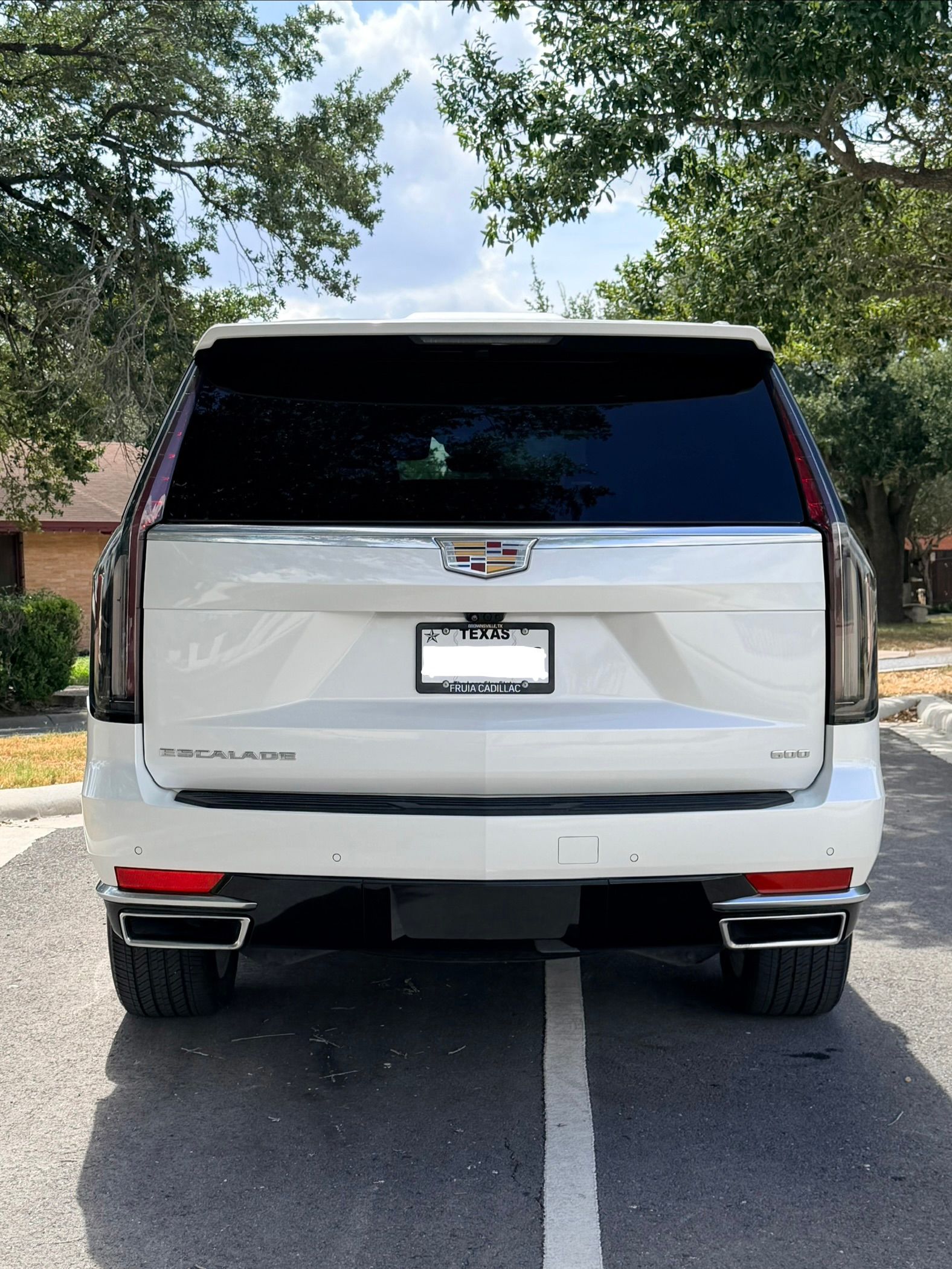 Used 2024 Cadillac Escalade Premium Luxury w/ Performance Package RWD image 5
