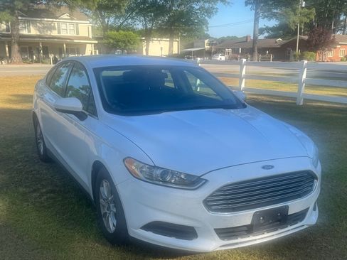 Used 2016 Ford Fusion S FWD image 5