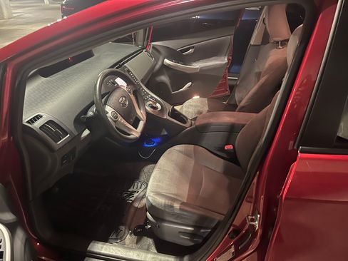 Used 2010 Toyota Prius FWD image 6