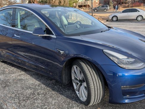 Used 2018 Tesla Model 3 Long Range image 8