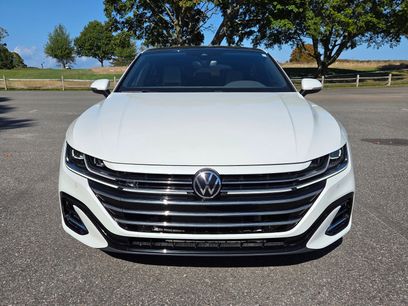 Used 2022 Volkswagen Arteon SEL w/ Black Wheel Package
