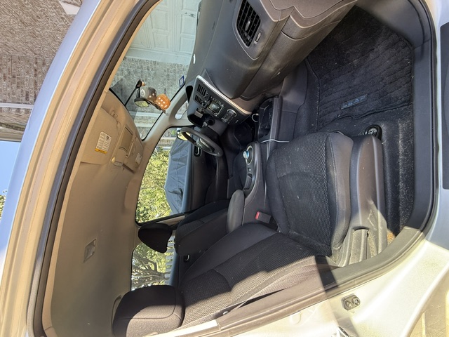 Used 2016 Nissan Leaf S w/ Charger Package FWD image 15