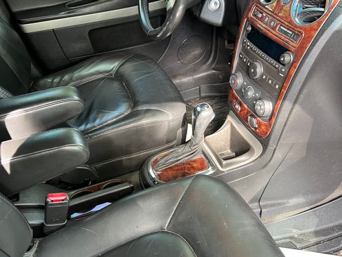 Used 2009 Chevrolet HHR LT w/ LT Preferred Equipment Group FWD image 6