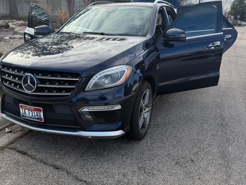 Used 2014 Mercedes-Benz ML 63 AMG 4MATIC image 2