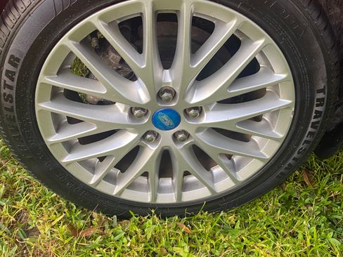 Used 2012 Ford Focus SEL image 13