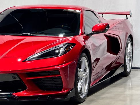 Used 2021 Chevrolet Corvette Stingray Preferred Conv w/ Battery Protection Package image 2